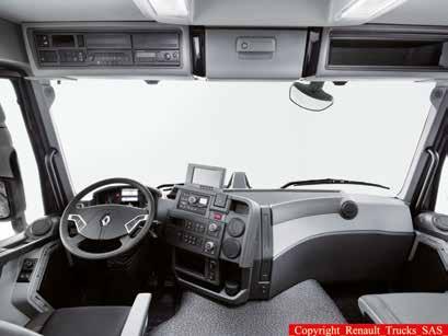 13 7 colour display and multifunctional steering wheel to control the telephone, the cruise regulator/limiter and navigate through the