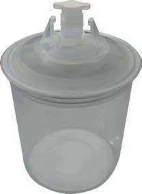 This plastic cup is covered by a lid with an integrated micro-filter for the correct filtration of the paint.