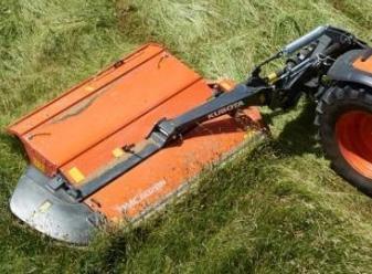 8M REAR MOUNT MOWER Reference Number: 8487 C/w hammer Flails 20% Good,