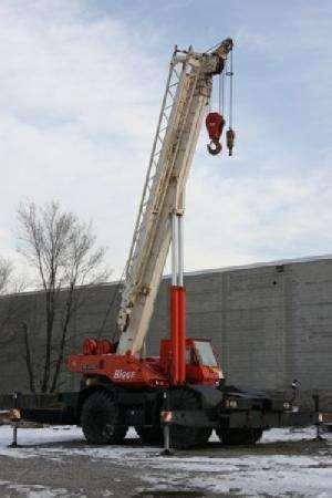HYDRAULIC CRANE The hydraulic crane is used for transferring or raising heavy loads.