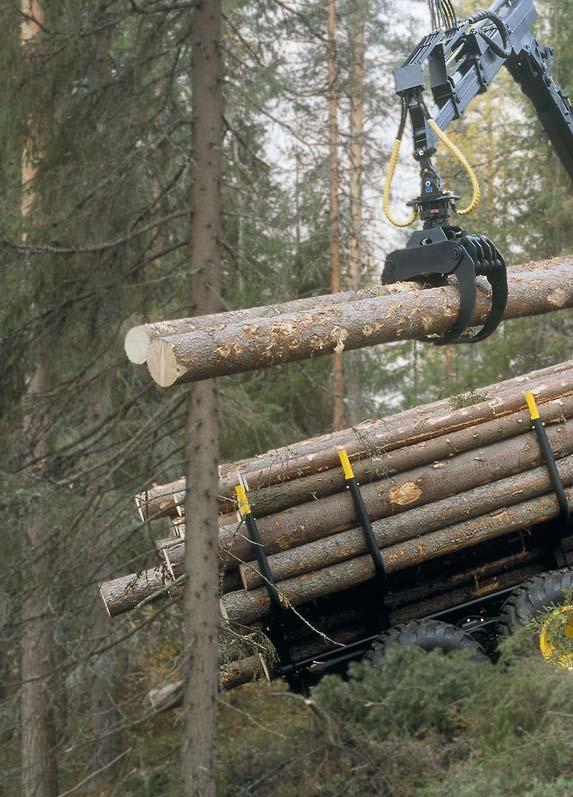 TORQUE. POWER. PRODUCTIVITY. VERSATIL The efficient hydraulics system makes operating the forwarder effortless. The large diameter hydraulic hoses and pipes reduce pressure loss.