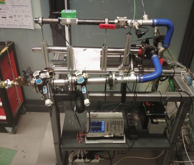 Test Stand for the Experimental Investigation of Turbochargers... 399 parameters in the lubrication system.