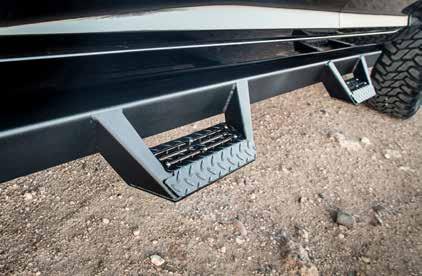 GRIP STEP 7 RUNNING BOARDS AND BRACKETS for 2019 F-250/-350/-450 Super Duty, Regular Cab 4-PIECE 98 EXTEND-A-FENDER PN