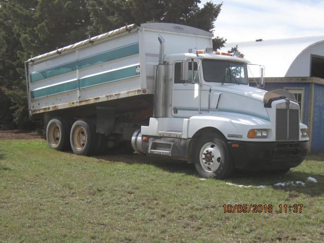 KENWORTH DODGE 300 Transport Trucks Truck Tractors 1-1987 KENWORTH T600A, 3406