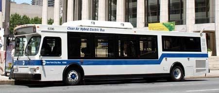 Daimler Hybrid buses for New York The largest order for hybrid buses in history 3000 Daimler Hybrid buses in North America