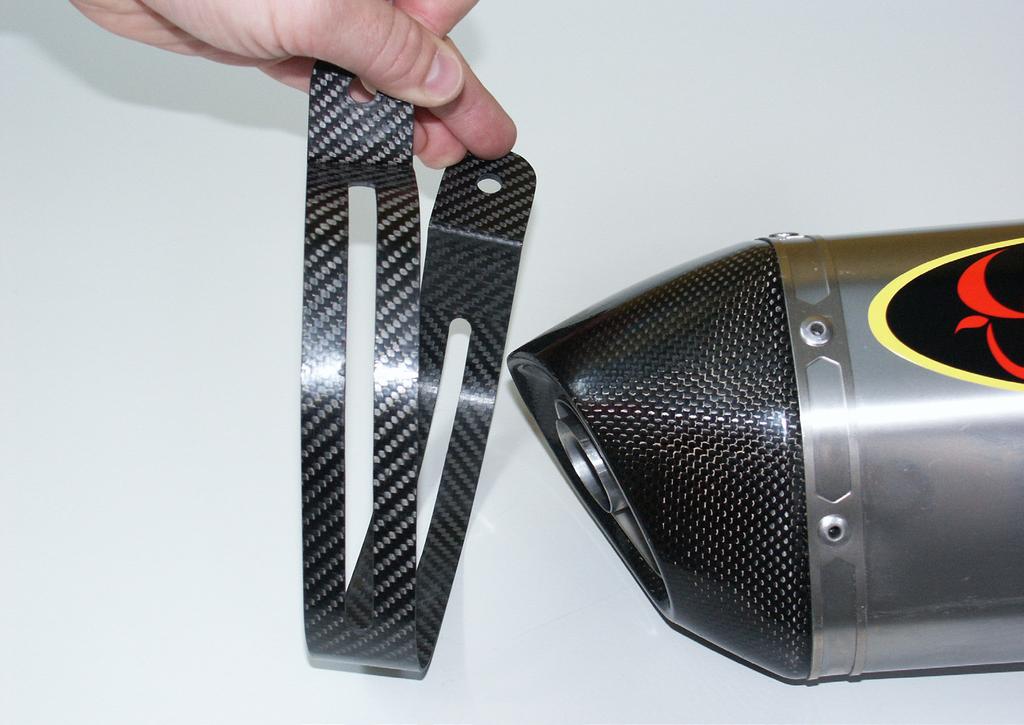 offset of the carbonfiber clamp viewed from the rear.