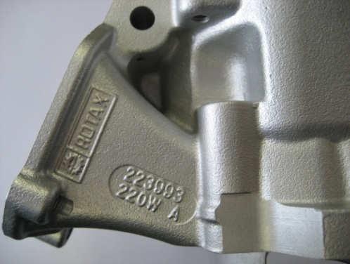 The profile of the combustion chamber insert has to be checked with a template (ROTAX part no. 277 390).