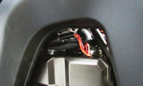 Plug the pair of Ignition Module connectors with ORANGE colored wires inline of the cylinder #1 (left-most) ignition coil. FIG.