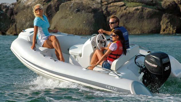 GOLDEN LINE Tenders G340EF G380EF Since their launch in the marine industry, our GOLDEN LINE Tenders introduced a new age of luxury RIB design.