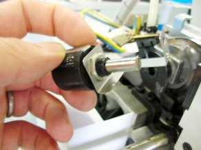 Adjustment of needle bar change stop position sensor and needle position sensor (potentiometer) 3-4-3 7. Input [Machine : 31 ] by and SET button. [Maintenance] > Machine. : 31 Angle. : 0 Memory.
