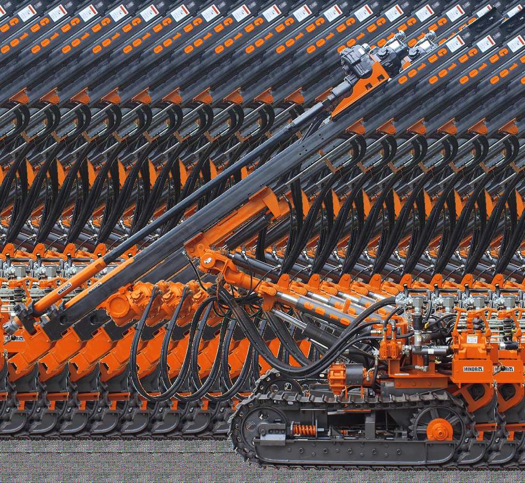 SPECIFICATIONS Ordering Part No. : 5114 103 000 Carrier Tramming speed 3.2 km/h 2 mph Traction force 17 kn 3821 lbf Track oscilation Pneumatic - driven chain feed Feed length 3665 mm 12.68 ft Max.