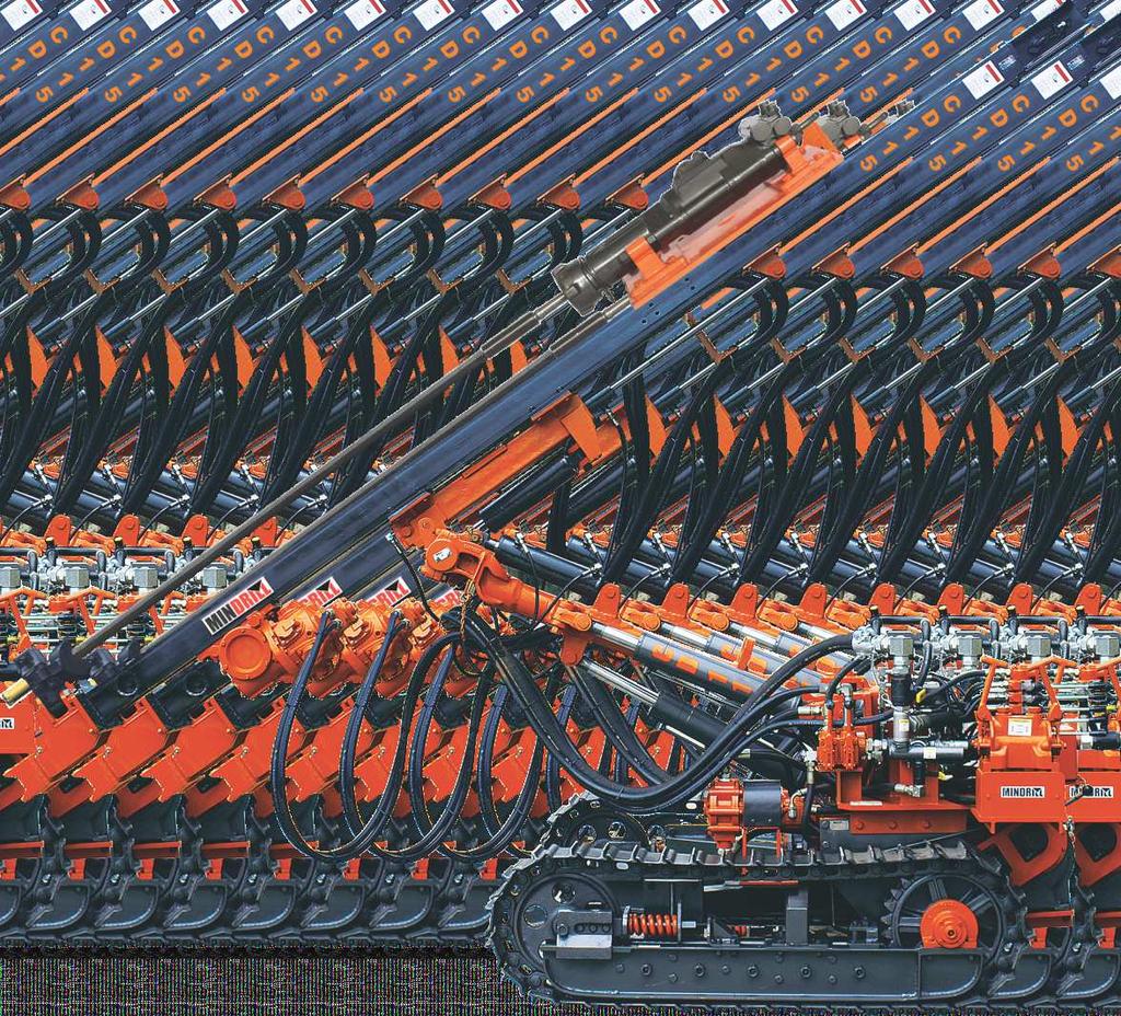SPECIFICATIONS Ordering Part No. : 5114 103 000 50 Carrier Tramming speed 3.2 km/h 2 mph Traction force 17 kn 3821 lbf Track oscilation Pneumatic - driven chain feed Max.
