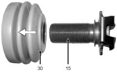 Release the protective cap (30) from the ring groove of the adjuster bolt (15) and