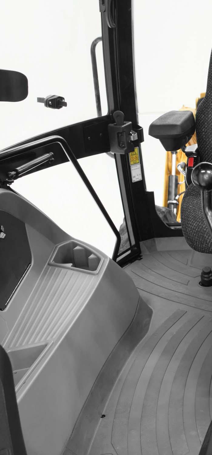 Backhoe Controls Pressure compensated, well placed levers ensure low efforts and good controllability for maximum productivity.