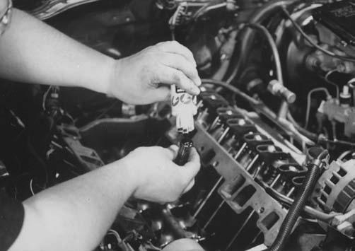 Please read the assembly instructions included with the timing chain and gear set. After deciding how the crankshaft gear is to be installed, install the timing chain and gears.