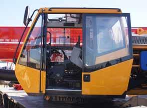 Key FEATURES OPERATOR S CAB Spacious ergonomic cab with all steel construction.