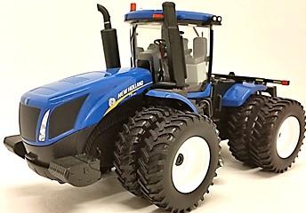 #175 $ Ertl Toy Farmer 1/16 New Holland 8260 Gemini tractor