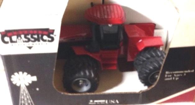 #217 $ Ertl 1/32 Case-IH with 9150 Special Edition 1988 imprint & silver 3pt hitch. No Box.
