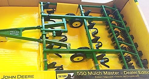 #234 $ Ertl 1/16 Collector edition John Deere 9400T with 36 Rubber tracks, steps with