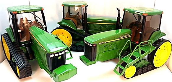 #236 $ Ertl 1/16 JD 8300T on 16 tracks from 1998.