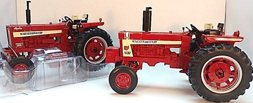 #297 $ Ertl Red Power Round-up 1/16 IH Farmall Hydro 70 tractor w/ Suitcase weights, 3pt, dual