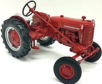 #308 $ SpecCast 1/16 Farmall 300 gas tractor with gauges, TA, air cleaner & die-cast