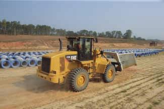 The IT38H features a load sensing hydraulic system that supplies flow and pressure for the implements only upon demand, and only in the amounts necessary to perform the needed work thus providing a