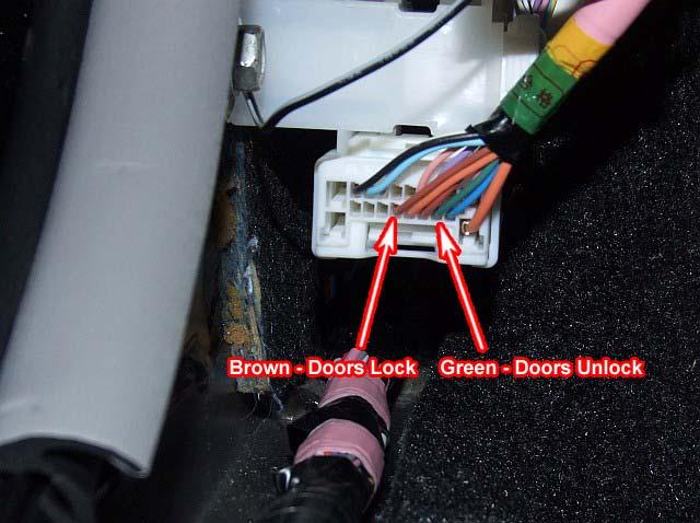 Keyless Entry Connections (For Yaris with factory power door locks): Connection Location on Yaris Conn/Pin on Yaris Wire Color on Yaris Doors Lock (- pulse) Driver s side kick Conn GD1, Pin 5 Brown