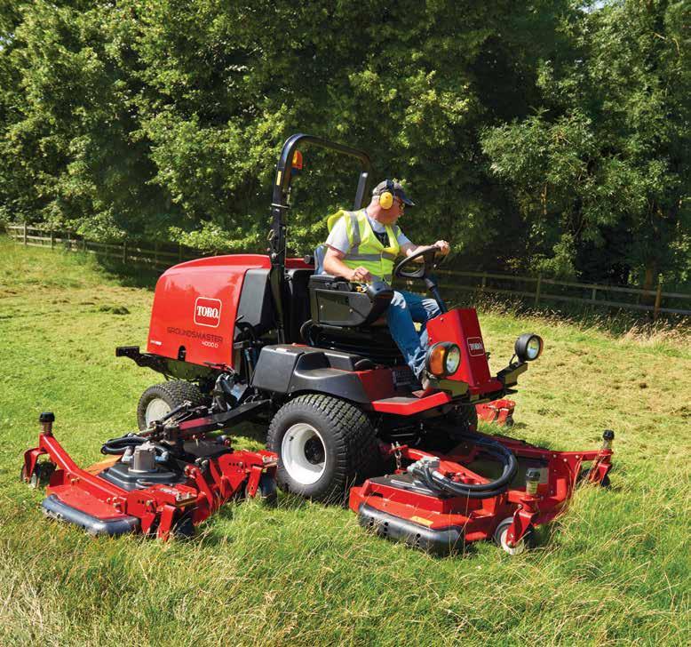 The Groundsmaster 4000-D and 4100-D are engineered to mow a zero uncut circle