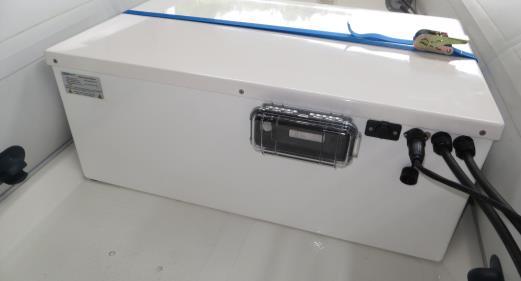 Batteries in aluminium housing have to build in dry storage rooms. For open boats or for the use in cockpits grp housings are available.