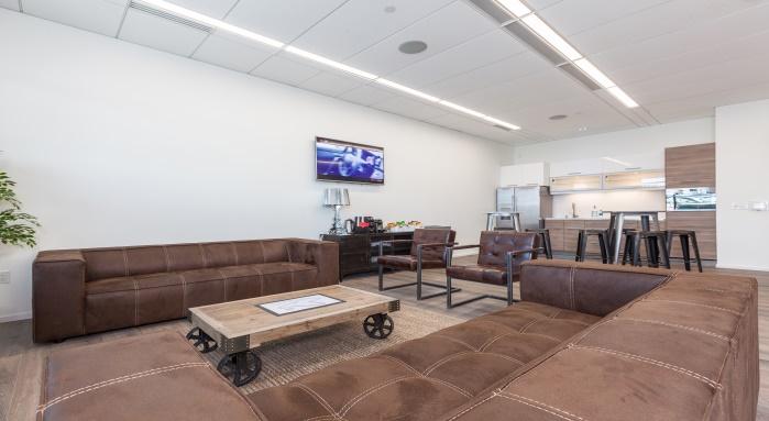 WELCOME TO OUR DRIVING CENTER PRIVATE ROOM FEATURES 1,100 sq.