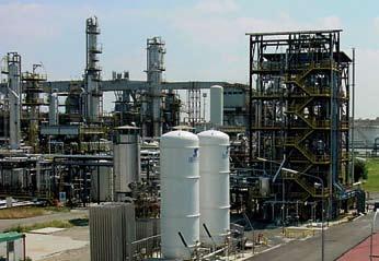 alumina and molecular sieve adsorbents. The ability of this patented system to withstand liquid slugs and higher-thannormal concentrations of water makes this process popular with gas processors.