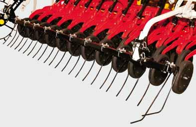 Outer tines can be retracted for 9.84' / 3.0 m or 13.12' / 4.0 m transport width. Can be used together with pressure rollers without additional adapters.