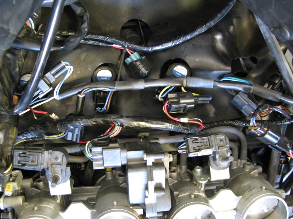 Coils Throttle Position Sensor Injectors Crank Position Sensor Note: Photo serves as a reference for the