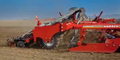 The Pronto 8 and 9 SW dispose of a seed waggon with a hopper capacity of 12,000 litre, whereas the Pronto 12 SW has been specially designed for Eastern European farms and with 12 metre working width
