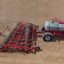 They prepare the seedbed in an optimal way. As with a cultivator tine the soil is loosened, levelled, mixed and crushed.