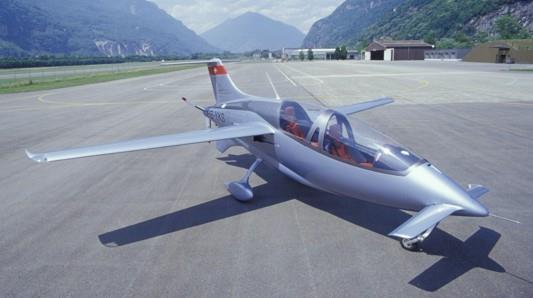 Aericks 200 (Switzerland) Specifications: Empty weight: 400 kg Gross weight: 650 kg Fuel capacity: 110 L Never Exceed speed (VNE): 370 km/h