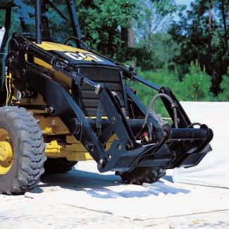 The optional integrated toolcarrier loader provides even higher forces, as well as parallel lift for efficient loading and material handling.