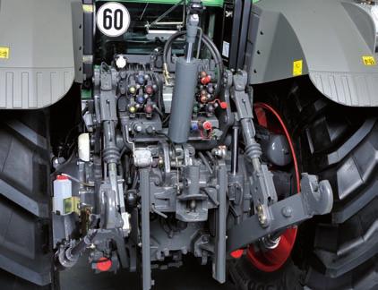 The Fendt 800 Vario in the field It is the sum of the details that enables perfect operations More than 22 connections at the front and rear The Fendt 800 Vario offers more connections than any other