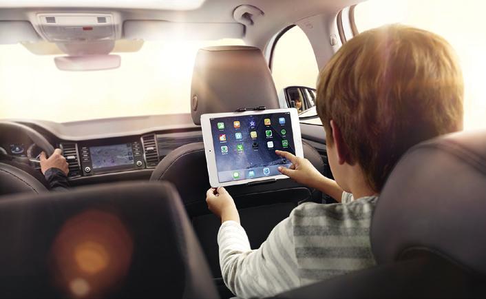 s infotainment system enables the driver to safely use the phone while driving.