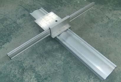 3, Big size Track, use high precision linear guide, and light weight alloy-aluminum horizontal rail, not easy become