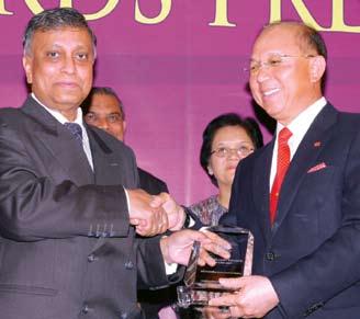 TAKWIM PERISTIWA-PERISTIWA PENTING: AKTIVITI PERNIAGAAN November 2007 Kumpulan AmBank terpilih sebagai salah satu daripada 30 syarikat yang merangkumi Jenama Paling Berharga Malaysia.