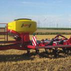 The PS 800 M1 is able to sow grass and any small seed variety, but also ryegrass and wheat!