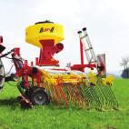 Grassland harrow GS 300 M1 Our Grassland Harrow GS 300 M1 can be used single as well as in combination with an existing roller, as it is also possible to mount the GS 300 M1 in front and on demand,
