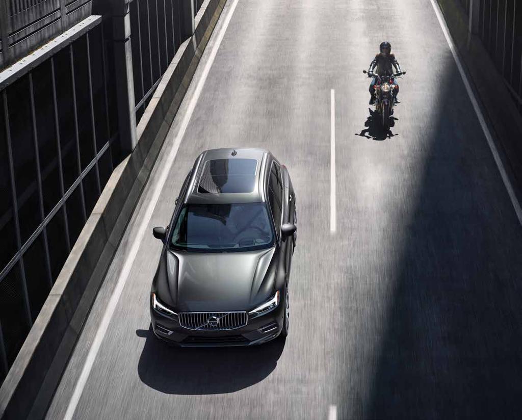 INTELLISAFE 29 Our safety options add more cutting-edge technology to the comprehensive safety package that comes with the XC60.