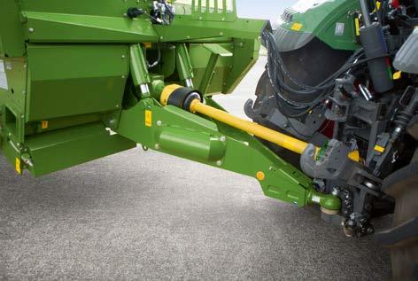 As the wagon s front end tilts towards the tractor, the filling angle increases for loss-free filling from rear to front.