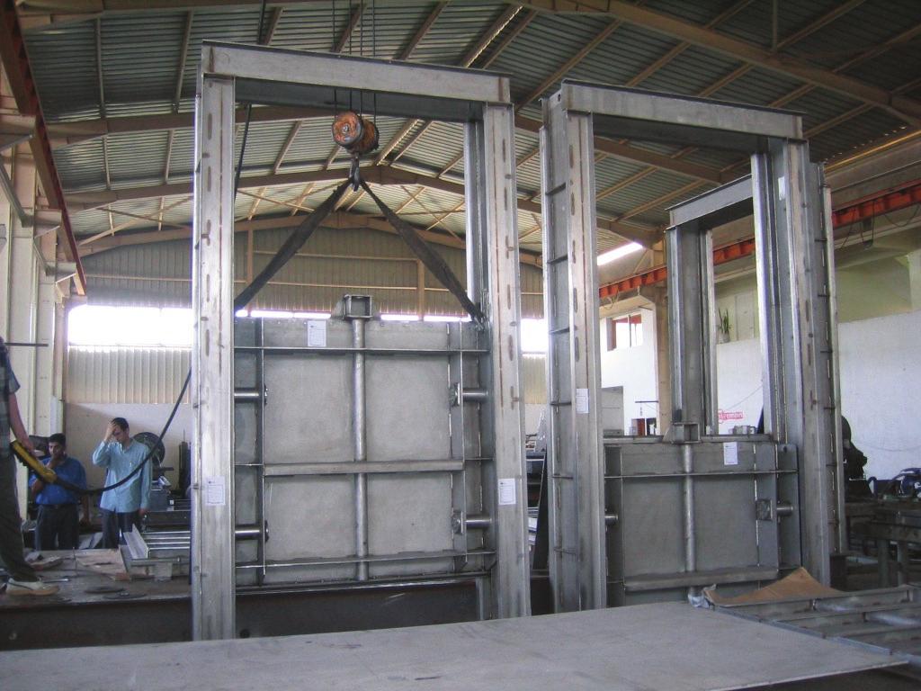 ROLLER GATES Roller Gates are ideally suited for controlling water in any large openings such as may be found in power plants, water and sewage treatment facilities, flood control projects,