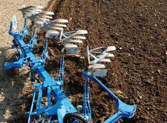 To ensure that the required working effect can be achieved depending on the type of soil, moisture conditions, and whether a seedbed or winter furrow is required, the working width of the Juwel V can