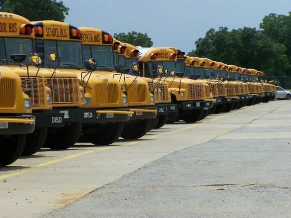 STATE FUNDING OPPORTUNITIES Texas Clean School Bus Program Funds Diesel School Bus Retrofits Available Statewide to All Public School Districts and Charter