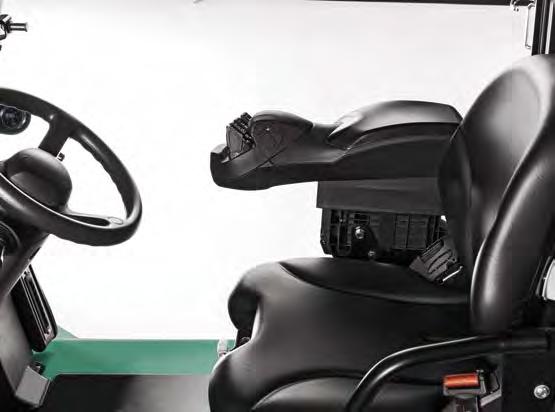 An optional full-suspension seat is available on the FGC20N- FGC33N models for additional support during long shifts.